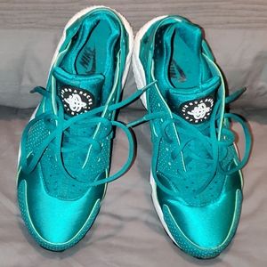 Nike Air Huard he Run
